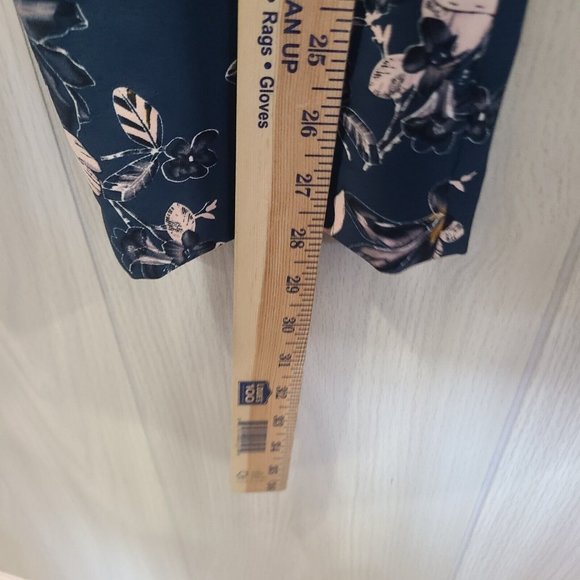 Cynthia Rowley Floral Pants Blue Style D2604 pull on - Picture 9 of 10